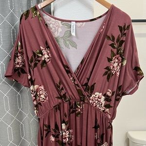 Wren & Ivory Floral Dress - Plus Size